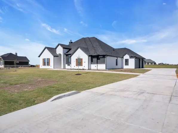 541 N Armstrong Rd, Venus, TX 76084