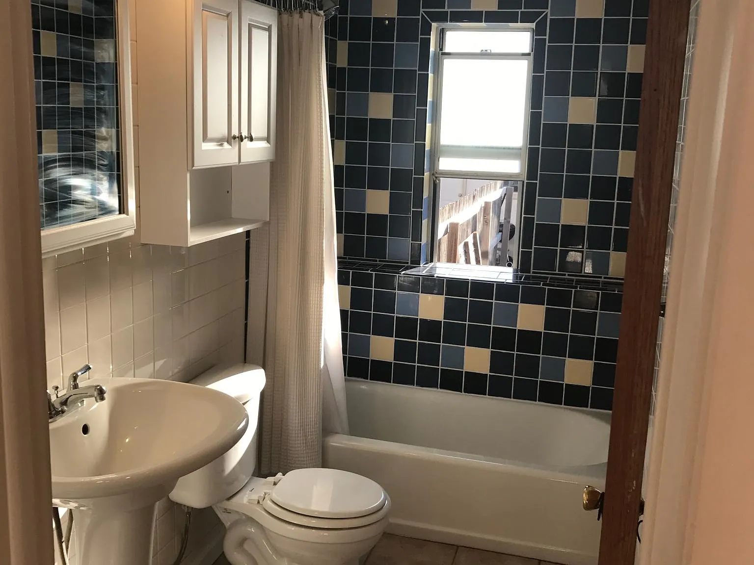 321 Galapago St — Photo 3