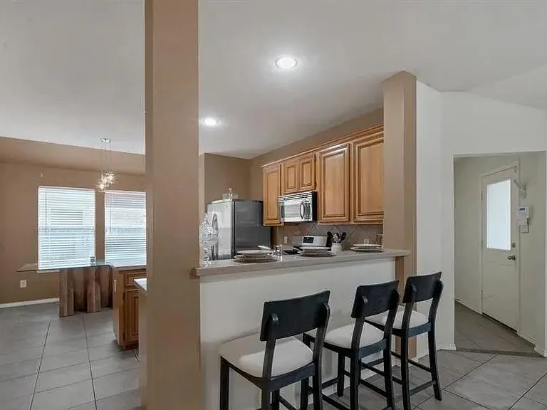 2507 Rustic Trail Ln — Photo 5