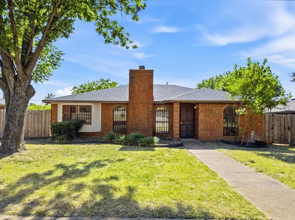 2431 Eastern Oaks Dr, Dallas, TX 75227