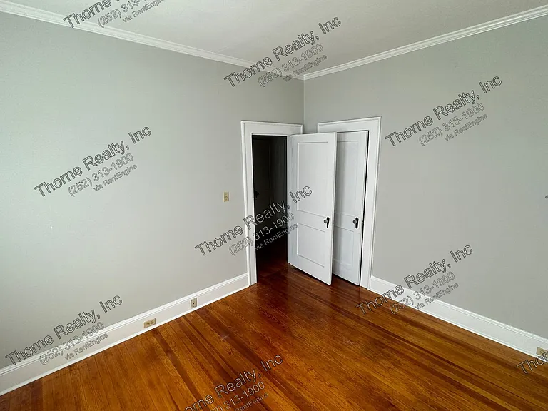 823 Western Ave — Photo 7