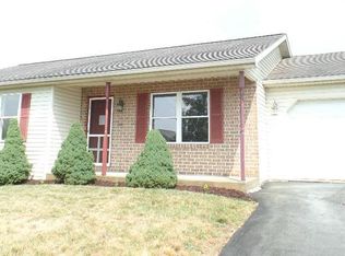1471 State St, Chambersburg, PA