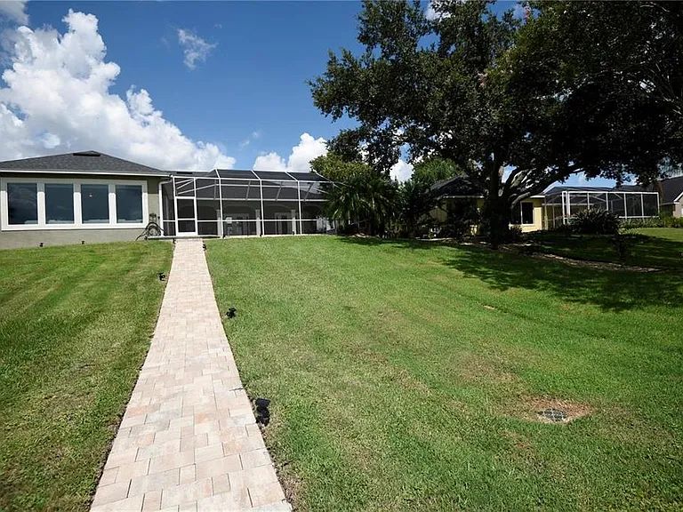 236 Ruby Lake Ln — Photo 18