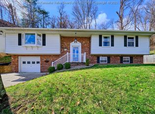 1413 Martha Rd, South Charleston, WV 25303