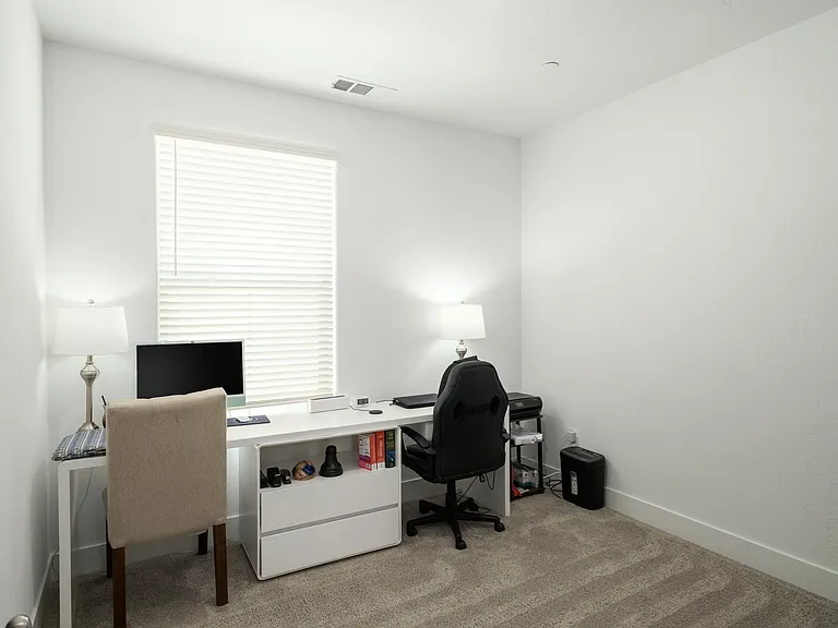 2783 E Tamarind Dr — Photo 6