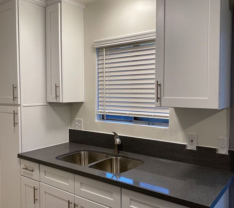 1st image of 928 N Alameda Ave APT A