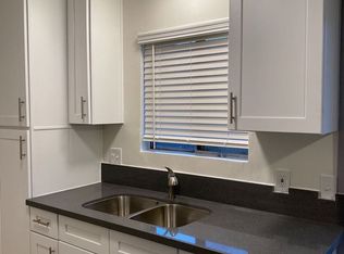 928 N Alameda Ave APT A, Azusa, CA 91702