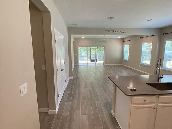 4th image of 281 King George Ave