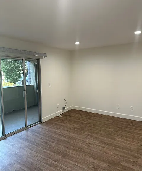 San Bonito Apts — Photo 8