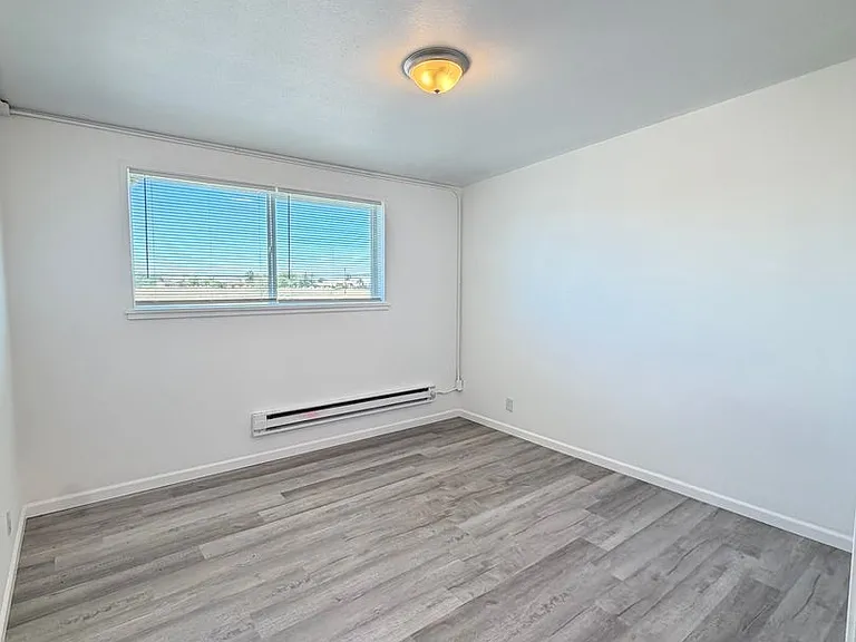 6379 Arnold Dr NE — Photo 7
