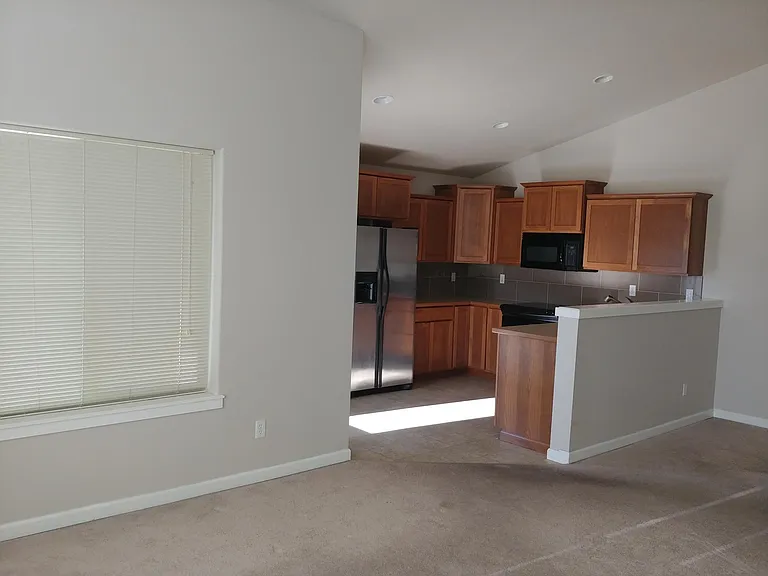 19728 E Nora Ave — Photo 8