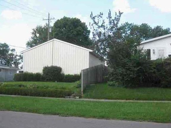 4th image of 1019 N Oliver St