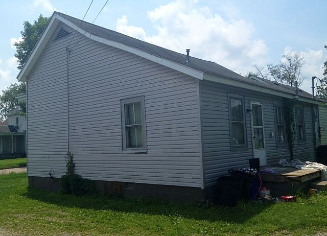 2nd image of 26 State St