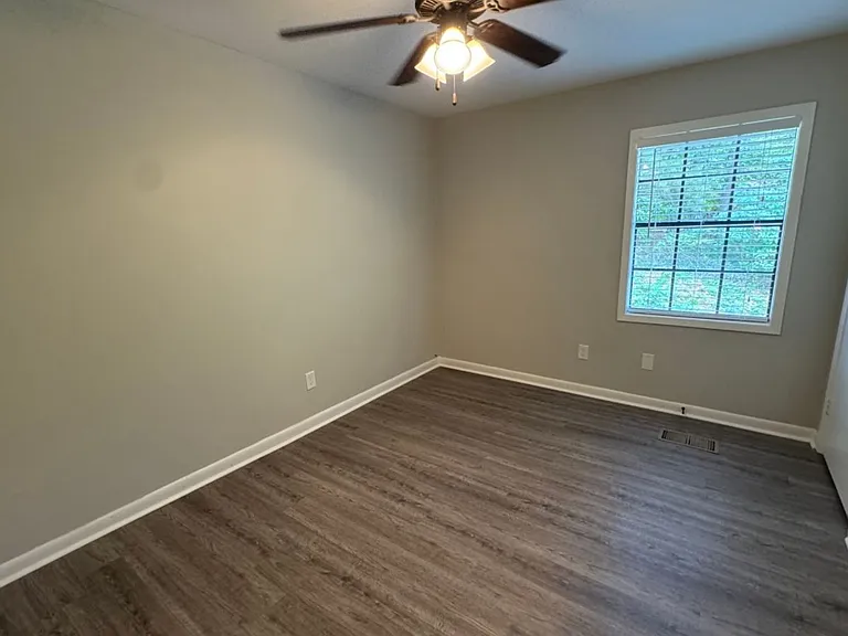 707 McLarty Rd #D — Photo 8