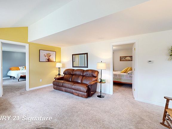 5th image of 9085 Coldwater Rd