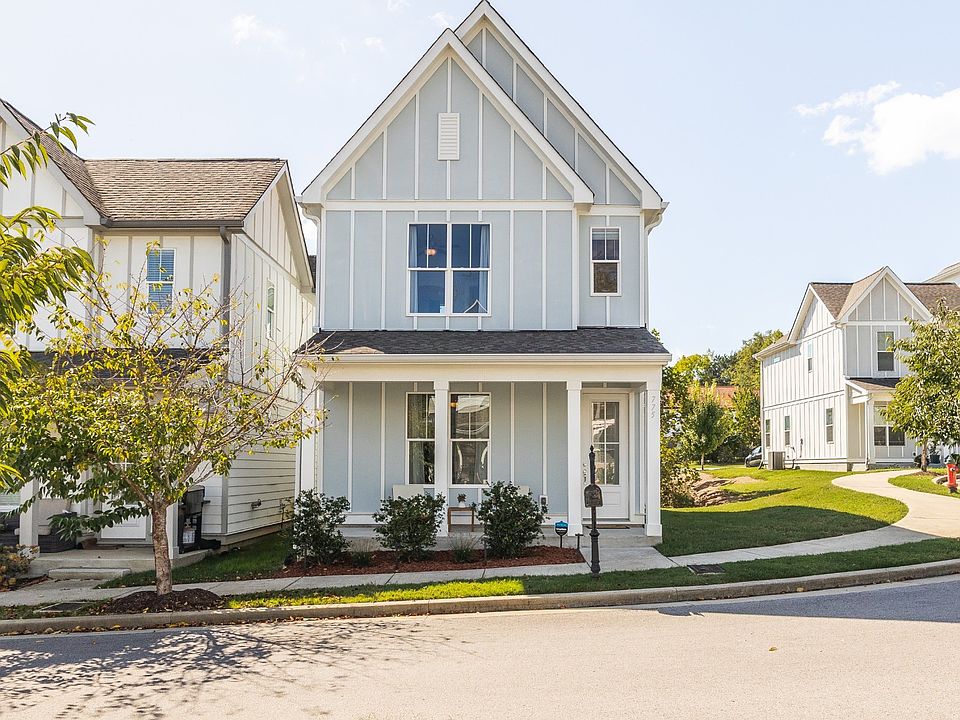 1st image of 775 Cottage Park Dr
