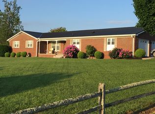 169 Mayapple Trl, Lewisburg, WV 24901