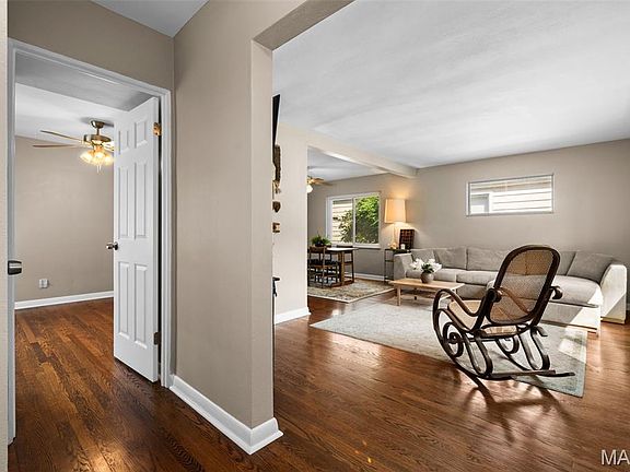 4th image of 6953 Lansdowne Ave
