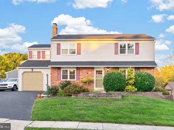 744 E 2nd St, Boyertown, PA 19512