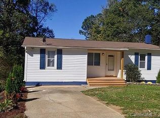 158 Chestnut Pl, Arden, NC 28704