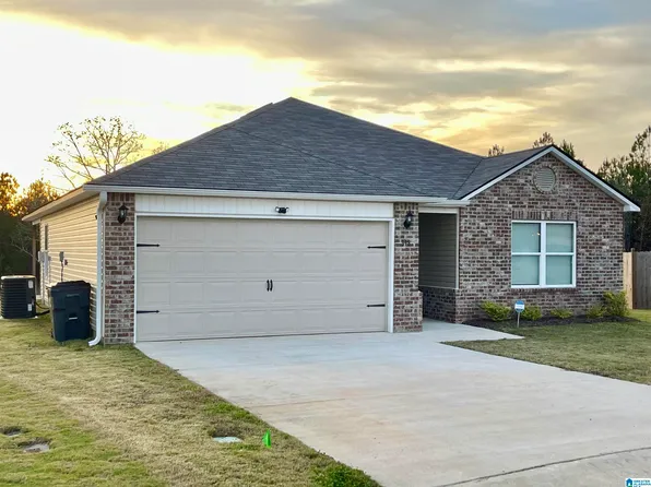 398 Andrew Ln, Odenville, AL 35120