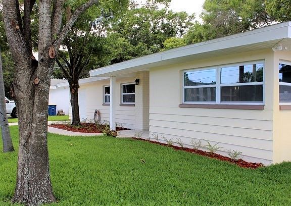 5th image of 2082 N Highland Ave