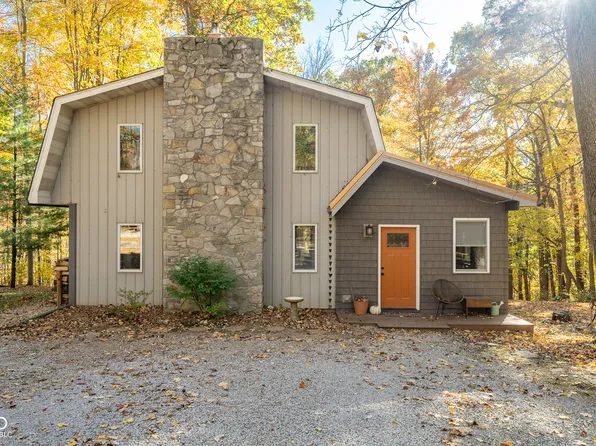 10945 E Hidden Ln, Rockville, IN 47872