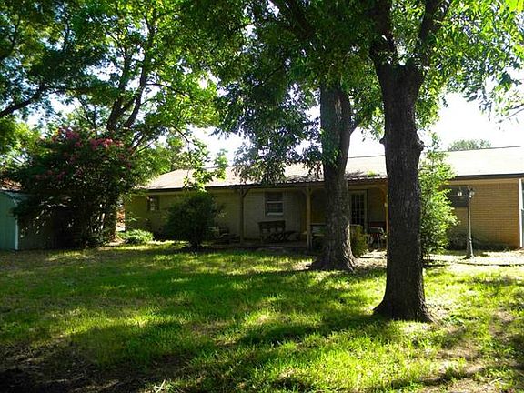 2nd image of 250 Greenview Dr