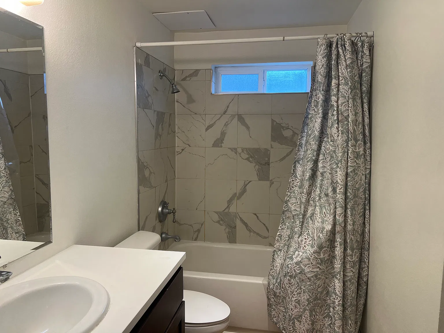 2 bed, 850 sqft, $1,300 — Photo 2