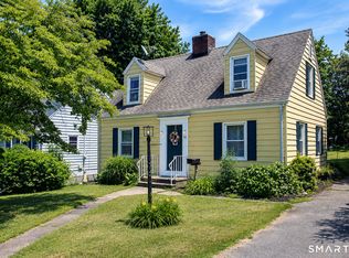 12 Edgewood Avenue, Ansonia, CT 06401