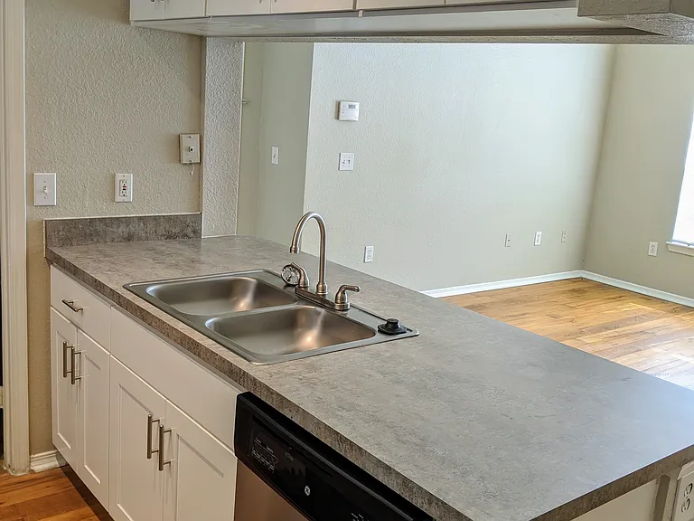 6236 Avignon Ct #6-6236-303 — Photo 5