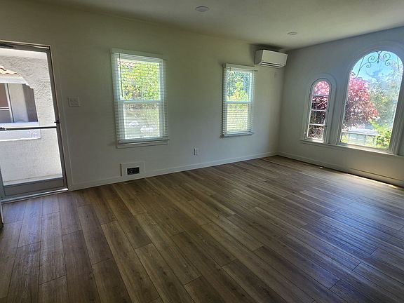 5th image of 832 N Alta Vista Blvd #8405