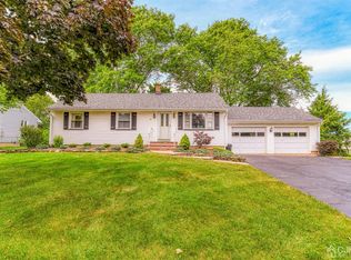 410 Runyon Ave, Piscataway, NJ 08854