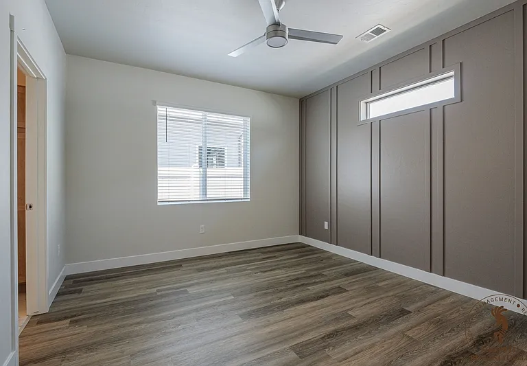 2454 Hamilton Rd #B — Photo 11