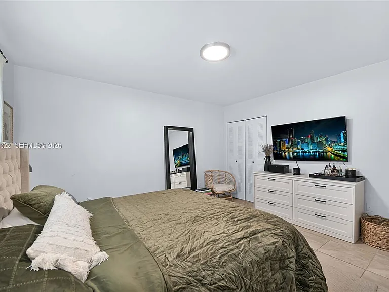 8780 SW 200th Ter — Photo 9