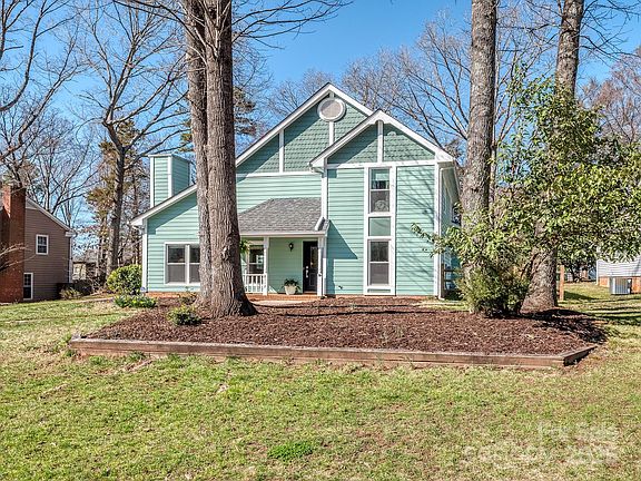 2nd image of 8112 Bush Mill Ln