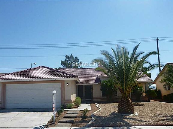 3rd image of 4832 Nestled Grove Dr