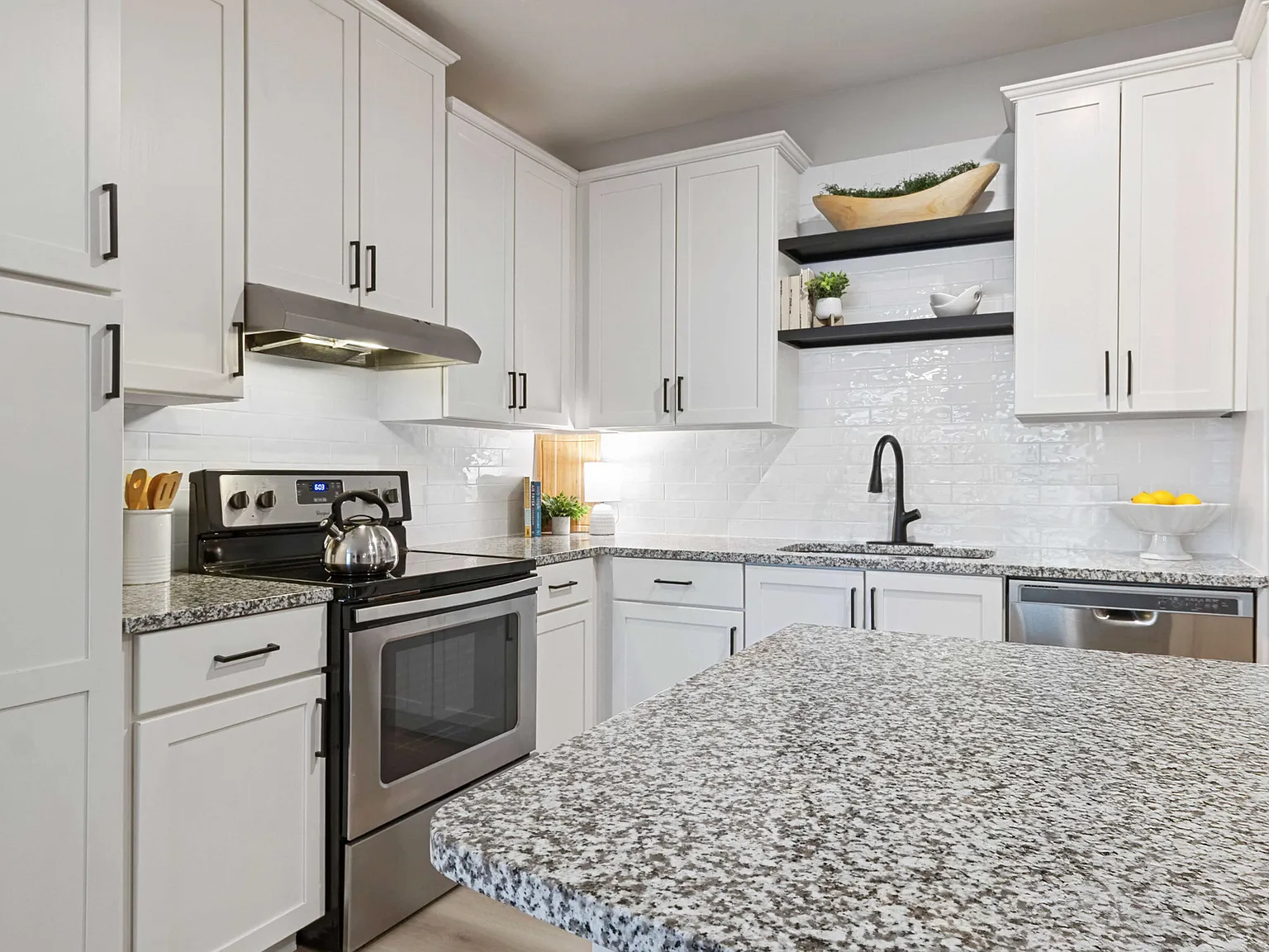 Artisan Station Apartments — Photo 3