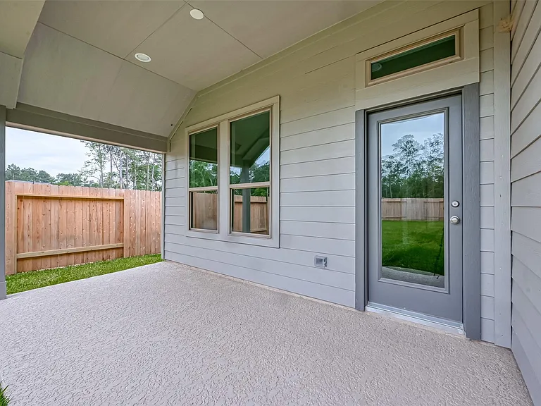 308 Mullins Ct — Photo 36