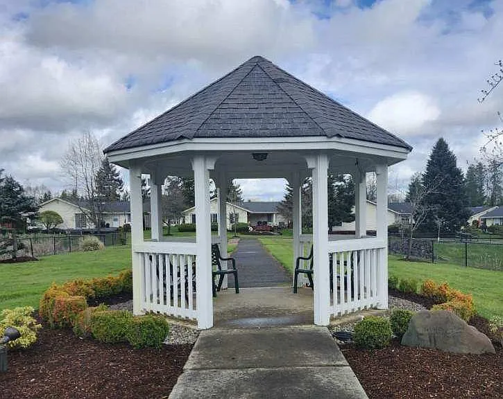 2700 Colonial Dr — Photo 8