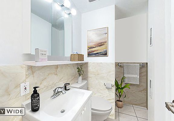 3rd image of 216 E 28th St APT 1A