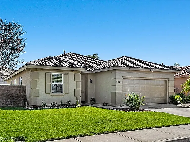 3 bed, 1740 sqft, $3,000 — Photo 1