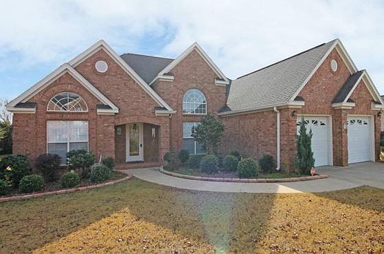 1st image of 105 Saint Marlo Dr