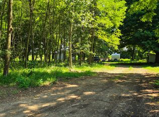 211 S Ray Quincy Rd, Quincy, MI 49082