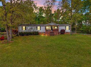 524 Dacusville Rd, Marietta, SC 29661