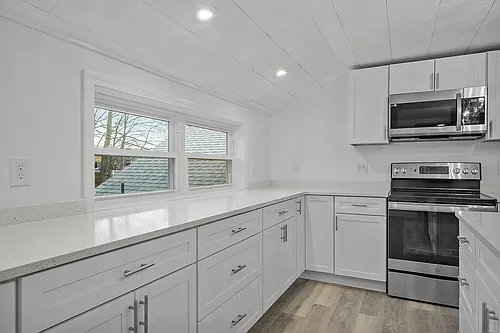 47 Railroad Ave #2 Photo 1