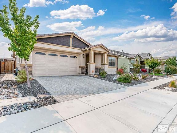 2nd image of 1001 Silver Coyote Dr