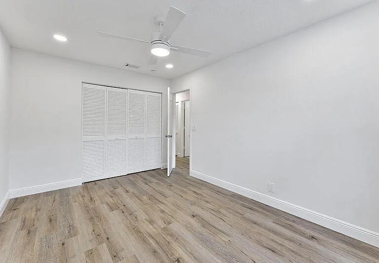 9180 Pine Springs Dr — Photo 20