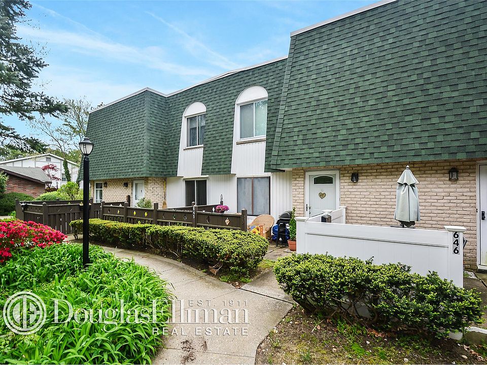 1st image of 645 W End Dr #645
