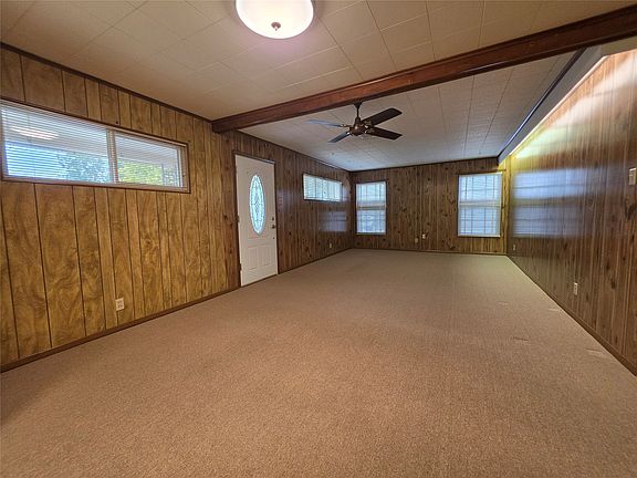 5th image of 3750 Honeysuckle Ave